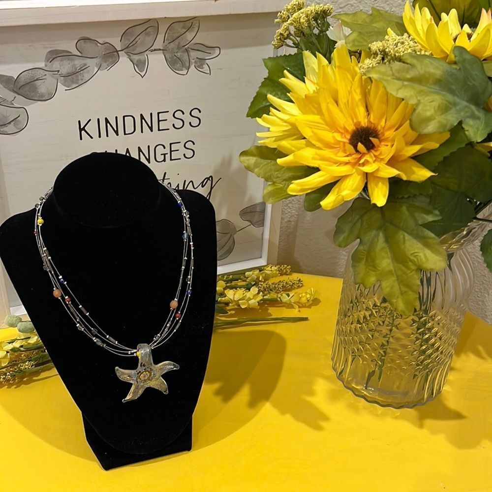 Chico's Starfish Pendant Necklace - Silver and Gold